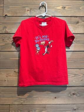 Dr. Seuss Cat in the Hat Thing 1 & 2 'It's My Birthday' Youth Red Shirt XS
